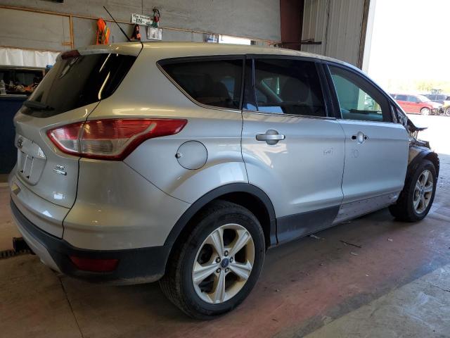 1FMCU9G91GUB33049 - 2016 FORD ESCAPE SE SILVER photo 3