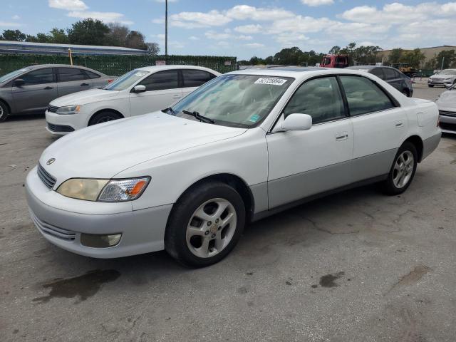 2001 LEXUS ES 300, 