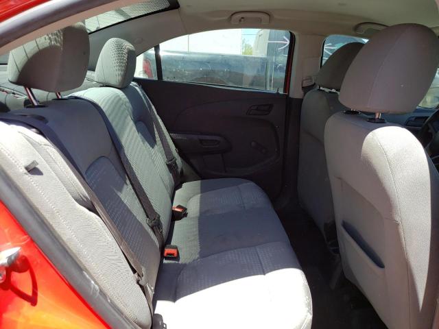 1G1JA5SH8F4219932 - 2015 CHEVROLET SONIC LS RED photo 10