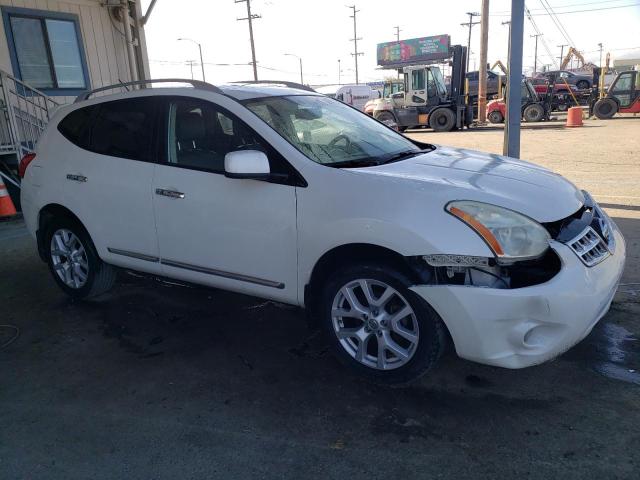 JN8AS5MT4BW184587 - 2011 NISSAN ROGUE S WHITE photo 4