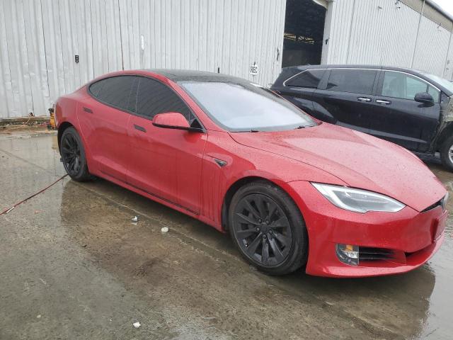 5YJSA1E24GF153482 - 2016 TESLA MODEL S RED photo 4