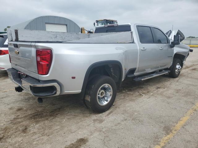 1GC4YTEY1NF331930 - 2022 CHEVROLET SILVERADO K3500 LT SILVER photo 3