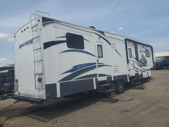 4YDF36021EE760340 - 2014 KEYSTONE AVALANCHE ორფეროვანი ფოტო 4