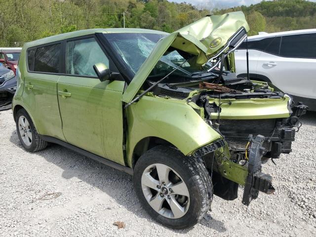 KNDJN2A29J7900552 - 2018 KIA SOUL GREEN photo 4