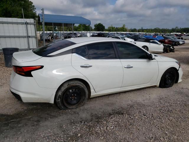 1N4BL4BV1LN315421 - 2020 NISSAN ALTIMA S WHITE photo 3