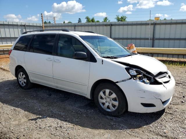 5TDZK23C28S121673 - 2008 TOYOTA SIENNA CE WHITE photo 4