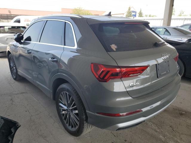 WA1AUCF38N1049065 - 2022 AUDI Q3 PREMIUM 40 GRAY photo 2