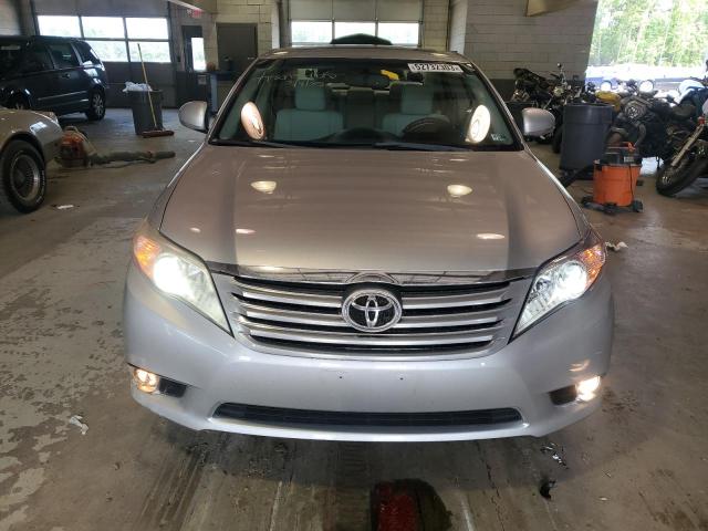 4T1BK3DBXBU434126 - 2011 TOYOTA AVALON BASE Gümüş foto 5