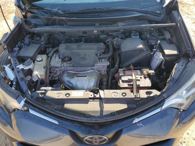 JTMZFREV9JJ725154 - 2018 TOYOTA RAV4 LE ნაცრისფერი ფოტო 12