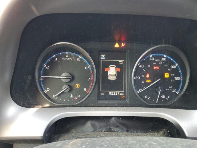 JTMZFREV9JJ725154 - 2018 TOYOTA RAV4 LE ნაცრისფერი ფოტო 9