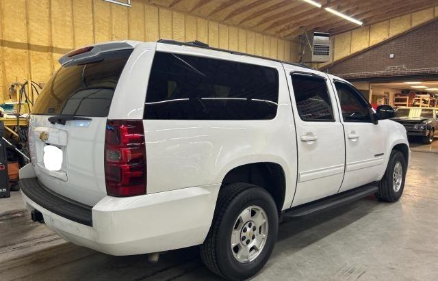 1GNSKJE70ER120308 - 2014 CHEVROLET SUBURBAN K1500 LT WHITE photo 4