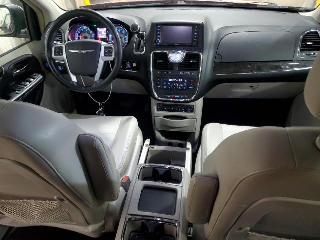 2C4RC1CG5CR266458 - 2012 CHRYSLER TOWN & COU TOURING L RED photo 8