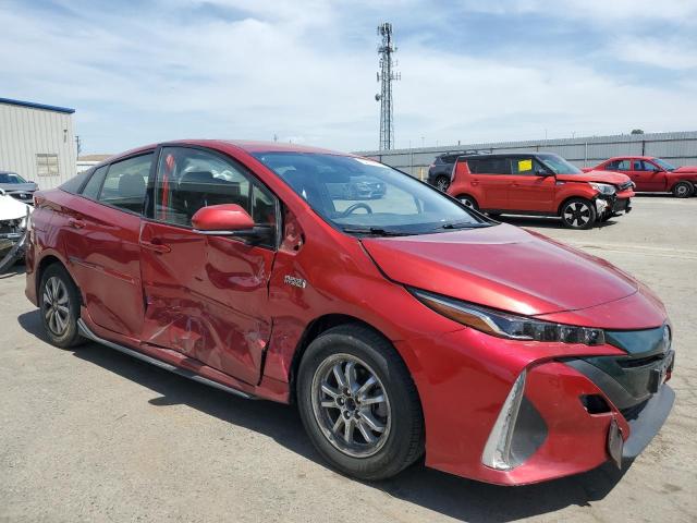 JTDKARFP7H3056977 - 2017 TOYOTA PRIUS PRIM წითელი ფოტო 4