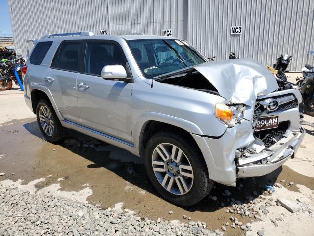 JTEBU5JR7A5027364 - 2010 TOYOTA 4RUNNER SR5 SILVER photo 4