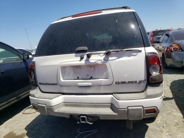 1GNDT13S742152113 - 2004 CHEVROLET TRAILBLAZE LS WHITE photo 6