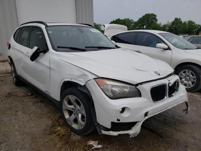 WBAVM1C54FVZ94281 - 2015 BMW X1 SDRIVE28I WHITE photo 4