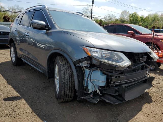 JN8AT2MT8JW451269 - 2018 NISSAN ROGUE S GRAY photo 4