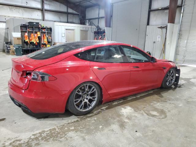 5YJSA1E6XMF440985 - 2021 TESLA MODEL S RED photo 3