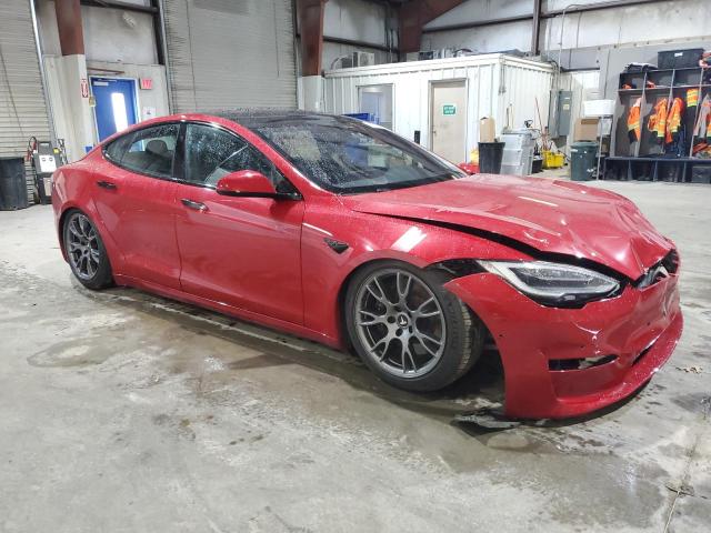 5YJSA1E6XMF440985 - 2021 TESLA MODEL S RED photo 4