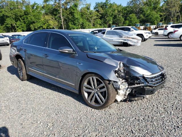 1VWDT7A33HC083120 - 2017 VOLKSWAGEN PASSAT R-LINE ნაცრისფერი ფოტო 4