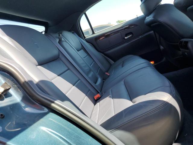1LNHM81W82Y639350 - 2002 LINCOLN TOWN CAR EXECUTIVE Blau Foto 10