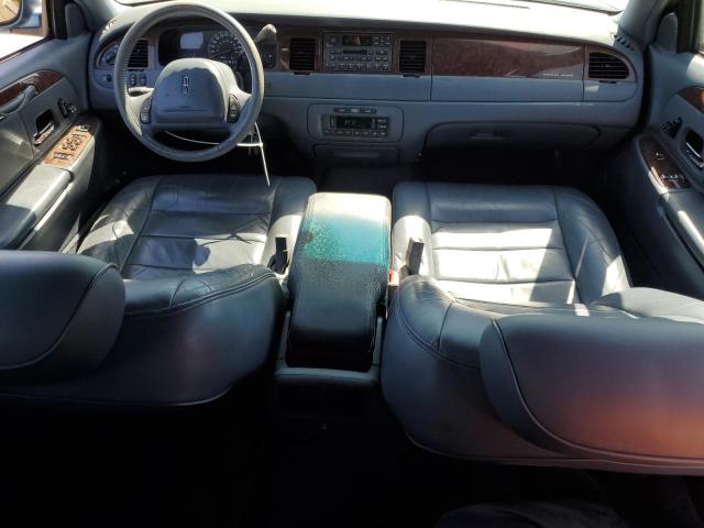 1LNHM81W82Y639350 - 2002 LINCOLN TOWN CAR EXECUTIVE Blau Foto 8