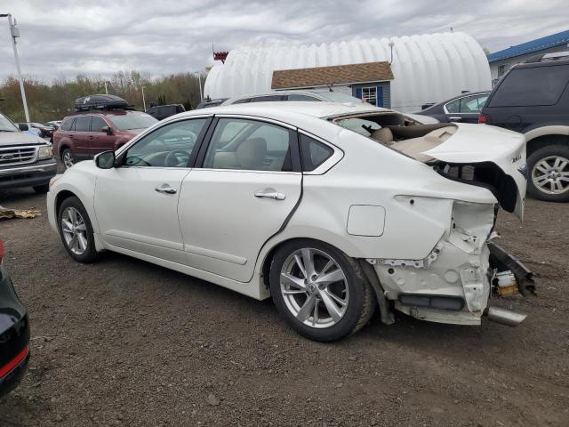 1N4AL3AP2FC451243 - 2015 NISSAN ALTIMA 2.5 WHITE photo 2