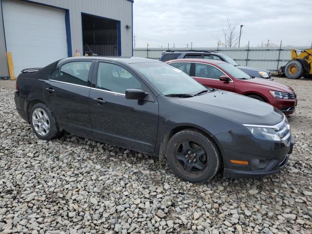 3FAHP0HA2AR279924 - 2010 FORD FUSION SE BLACK photo 4