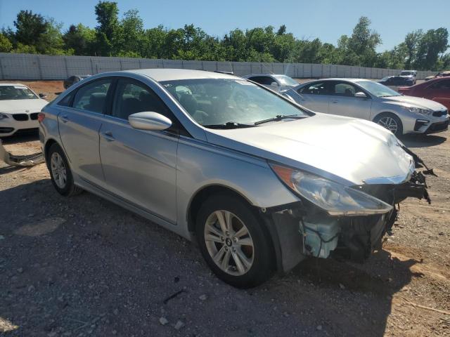 5NPEB4AC2DH518488 - 2013 HYUNDAI SONATA GLS SILVER photo 4