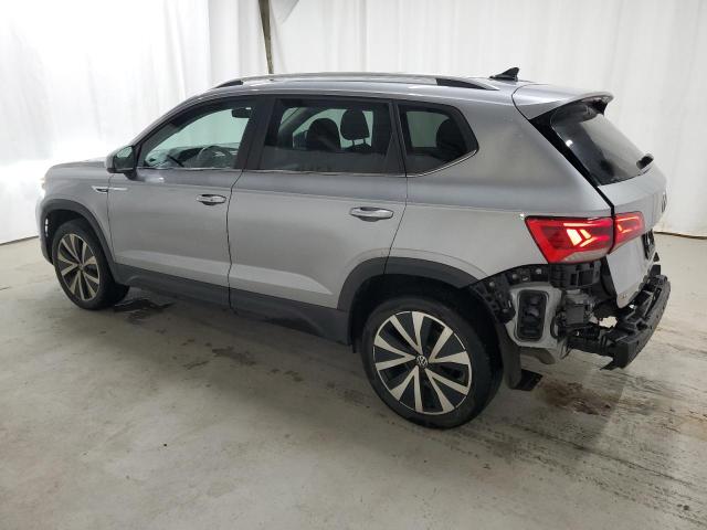 3VVSX7B28RM016180 - 2024 VOLKSWAGEN TAOS SE GRAY photo 2