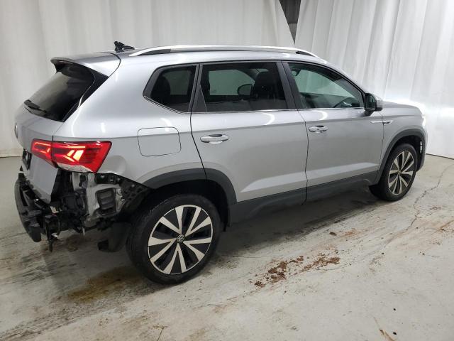 3VVSX7B28RM016180 - 2024 VOLKSWAGEN TAOS SE GRAY photo 3