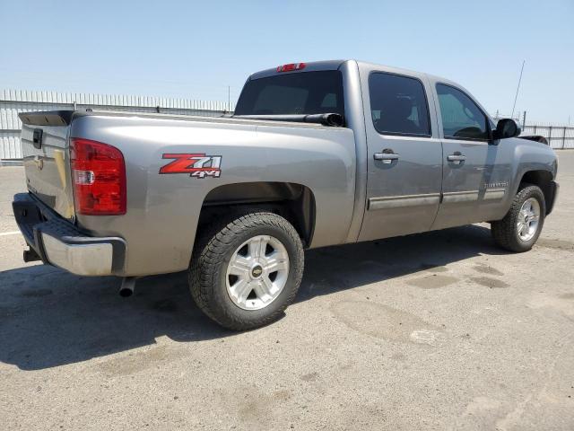 3GCEK23329G216605 - 2009 CHEVROLET SILVRDO K1500 LT SILVER photo 3