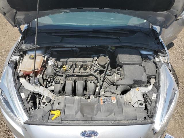 1FADP3K29FL291463 - 2015 FORD FOCUS SE SILVER photo 11