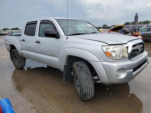 5TELU42N66Z254354 - 2006 TOYOTA TACOMA DOUBLE CAB SILVER photo 4