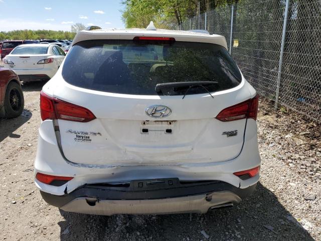 5NMZUDLB6HH037100 - 2017 HYUNDAI SANTA FE S WHITE photo 6