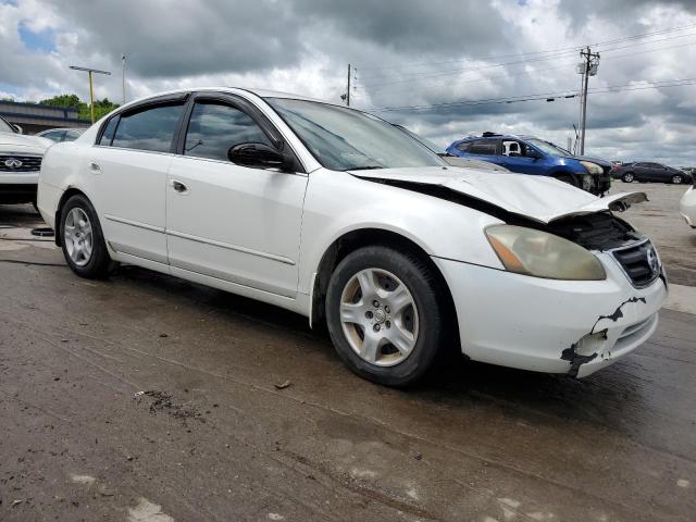 1N4AL11D22C704212 - 2002 NISSAN ALTIMA BASE WHITE photo 4