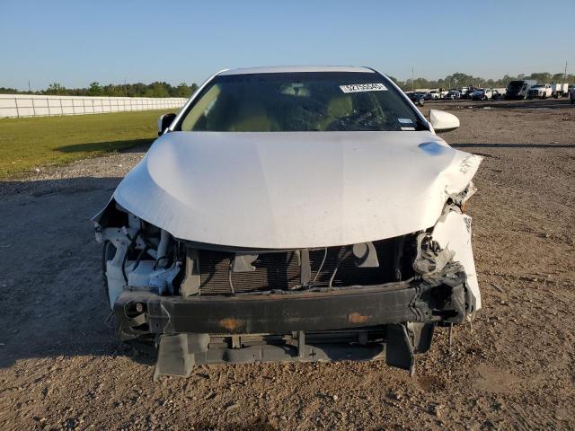 4T1BF1FK8FU979964 - 2015 TOYOTA CAMRY LE WHITE photo 5