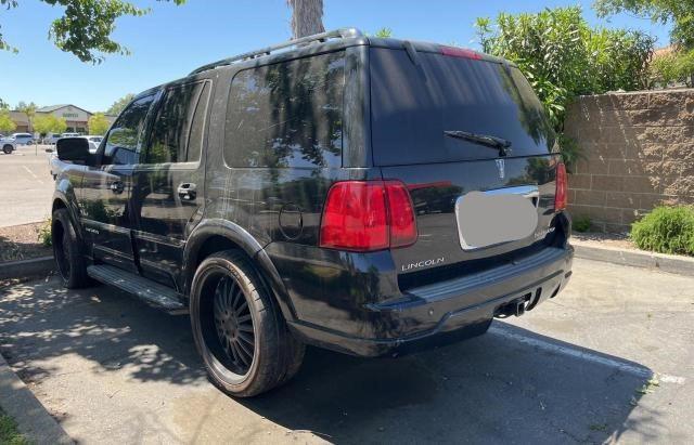 5LMFU27R03LJ19127 - 2003 LINCOLN NAVIGATOR 黑色 照片 3