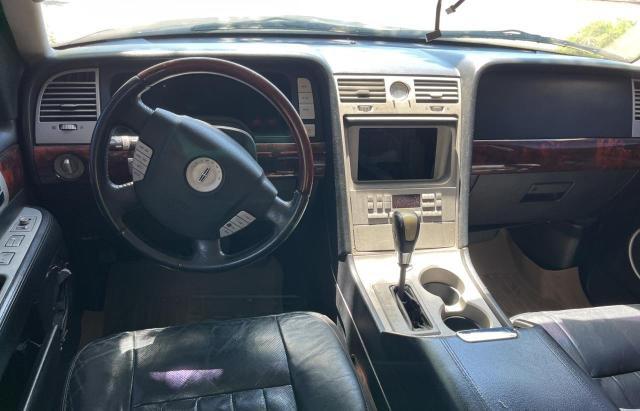 5LMFU27R03LJ19127 - 2003 LINCOLN NAVIGATOR 黑色 照片 9