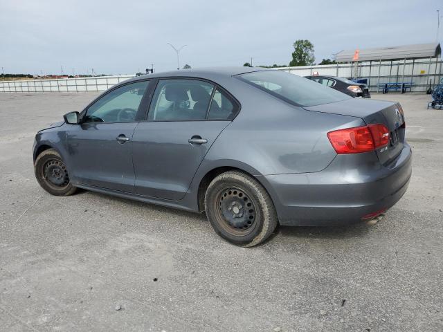3VW2K7AJ1DM257235 - 2013 VOLKSWAGEN JETTA BASE رمادي صورة 2