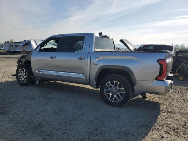 5TFMC5DB2PX034170 - 2023 TOYOTA TUNDRA CREWMAX PLATINUM Plata foto 2