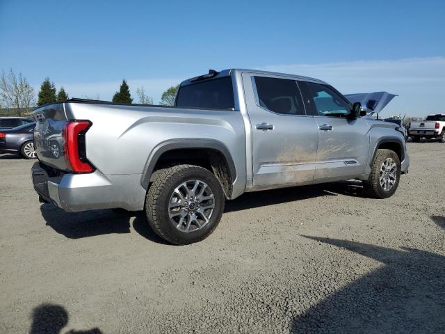 5TFMC5DB2PX034170 - 2023 TOYOTA TUNDRA CREWMAX PLATINUM Plata foto 3