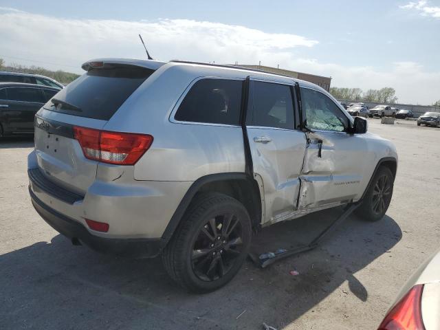 1C4RJFAG1DC581144 - 2013 JEEP GRAND CHEROKEE LAREDO 银色 照片 3