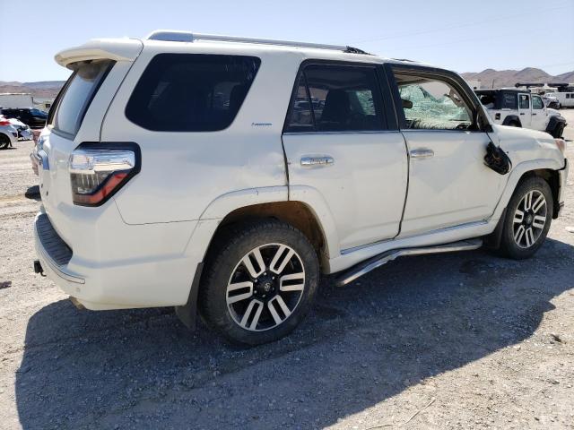 JTEZU5JR2K5207609 - 2019 TOYOTA 4RUNNER SR5 WHITE photo 3