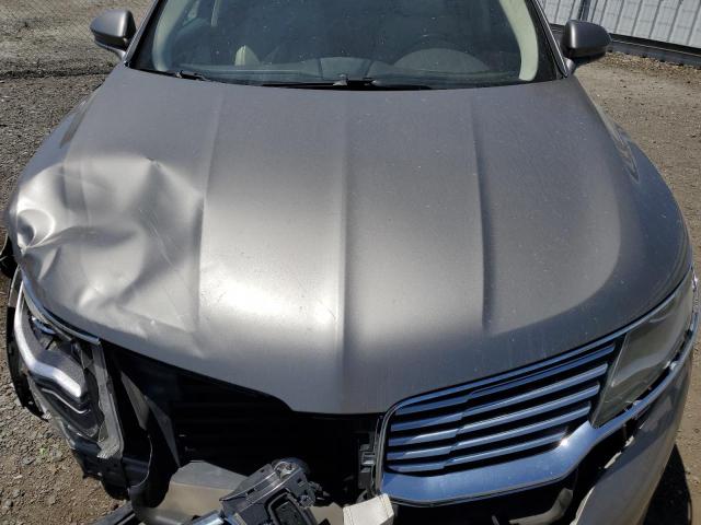 2LMTJ8LP9GBL76397 - 2016 LINCOLN MKX RESERVE 金色 照片 11