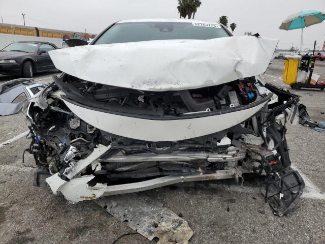 JTDKARFP9K3116345 - 2019 TOYOTA PRIUS PRIM WHITE photo 5