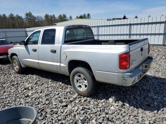 1D7HE48K85S331041 - 2005 DODGE DAKOTA QUAD SLT SILVER photo 2