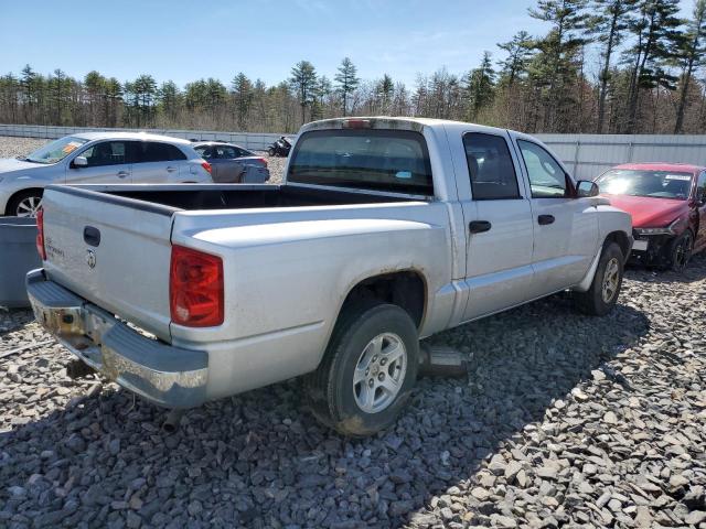 1D7HE48K85S331041 - 2005 DODGE DAKOTA QUAD SLT SILVER photo 3