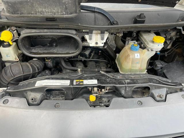 3C7WRVMG5JE152257 - 2018 RAM PROMASTER 3500 STANDARD Weiß Foto 7