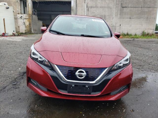 1N4AZ1CPXJC304788 - 2018 NISSAN LEAF S RED photo 5